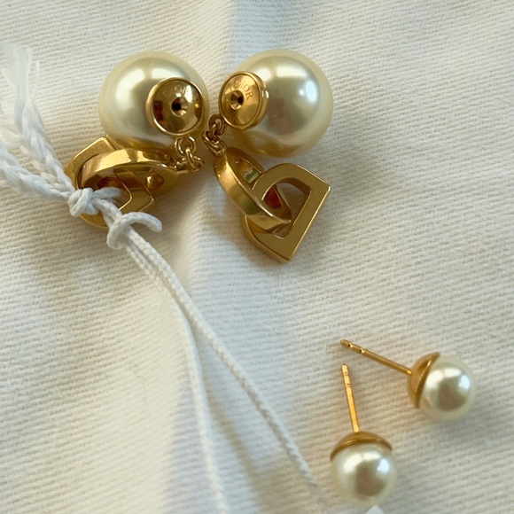 Dior Tribales Earrings Gold-Finish Metal and White Resin Pearls - Picture 12 of 16